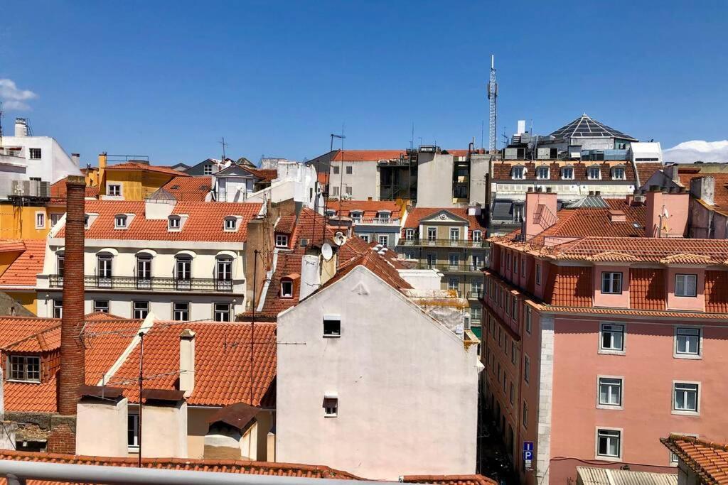 32 2 - Heart Of Lisbon Private Apartment, Bairro Alto Exteriör bild