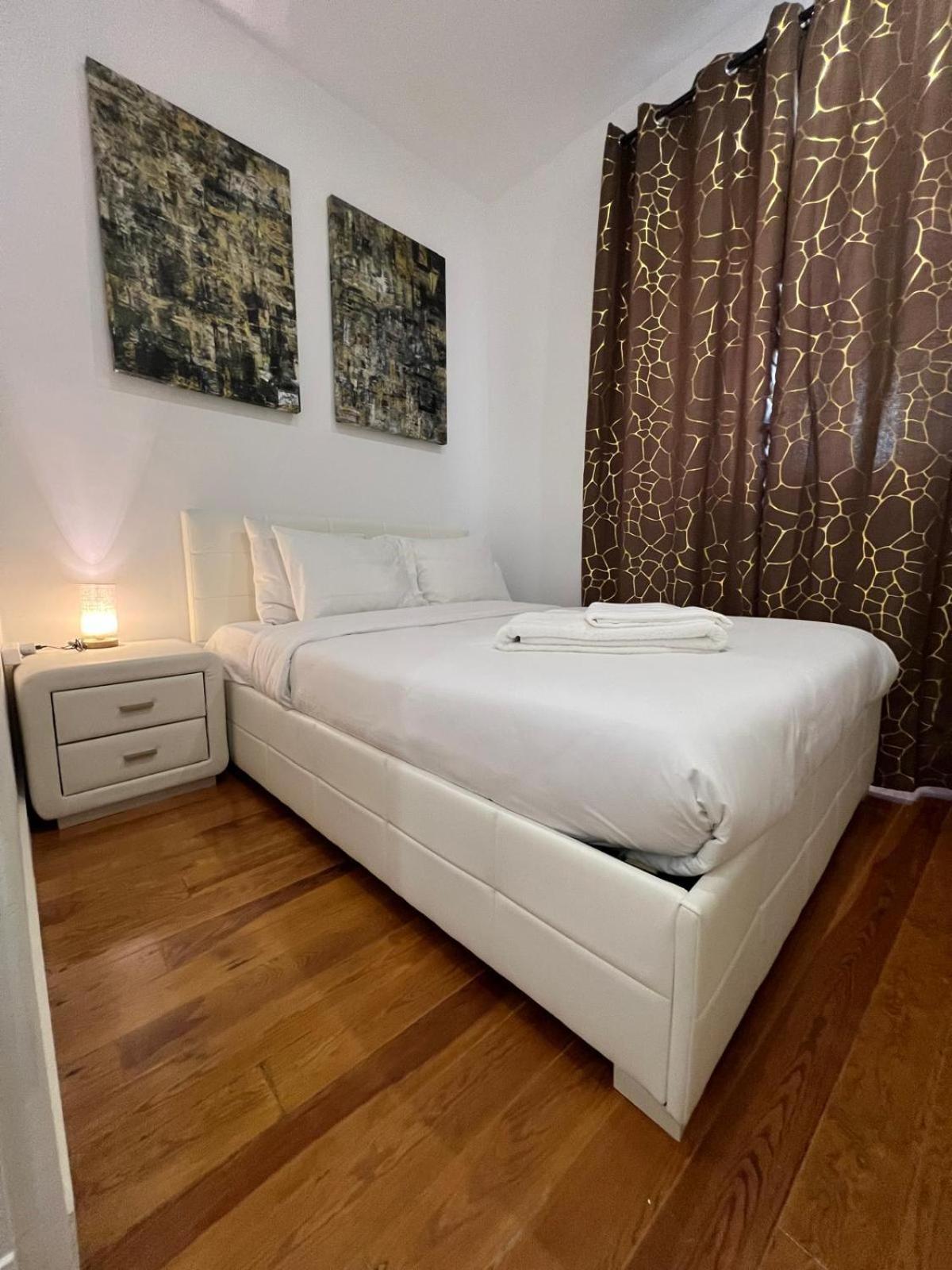 32 2 - Heart Of Lisbon Private Apartment, Bairro Alto Exteriör bild